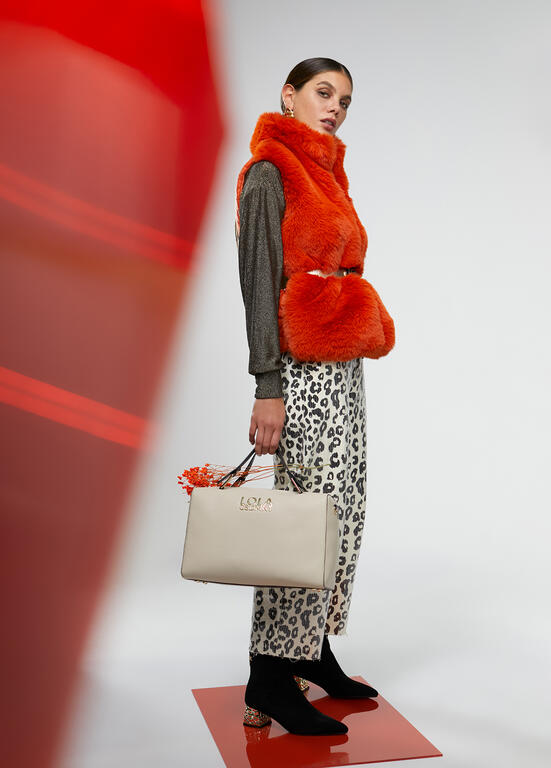 Bolso Lola Casademunt Maletín Efecto Piel