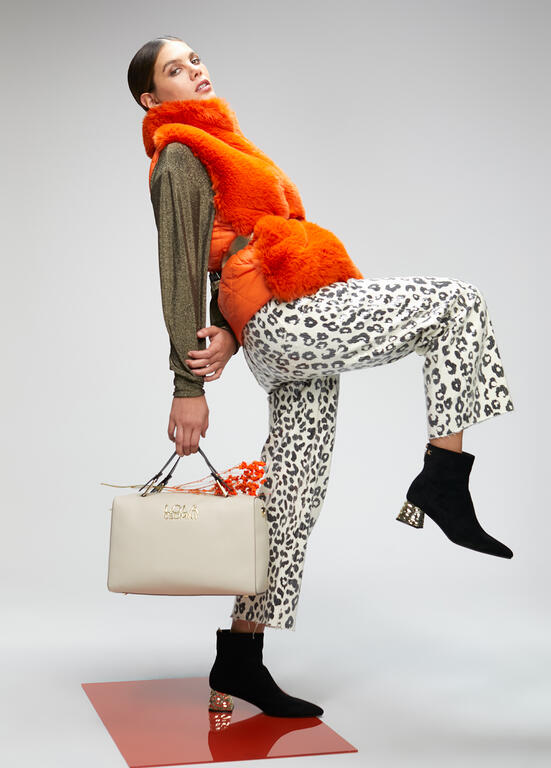 Bolso Lola Casademunt Maletín Efecto Piel