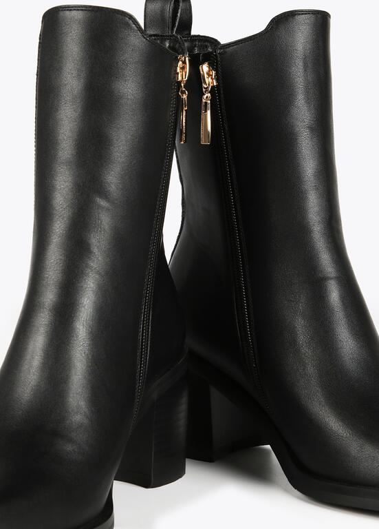 Botin Lola Casademunt Tipo Cowboy
