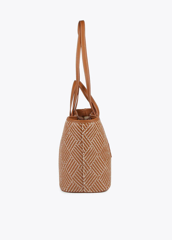 Shopper Lola Casademunt en material trenzado y efecto piel marrón