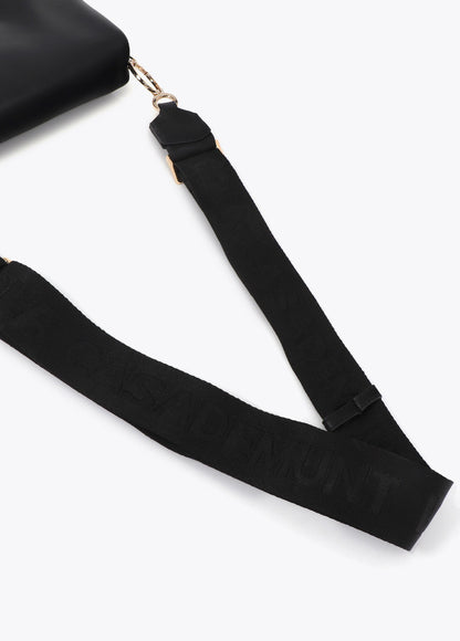 Asa bolso Lola Casademunt con Logo