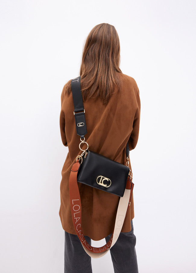 Asa bolso Lola Casademunt tachas metalizadas con logo