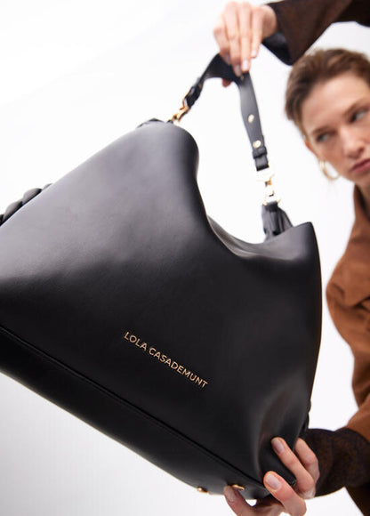 Bolso Lola Casademunt Shopper asa metalizada personalizada NEGRO