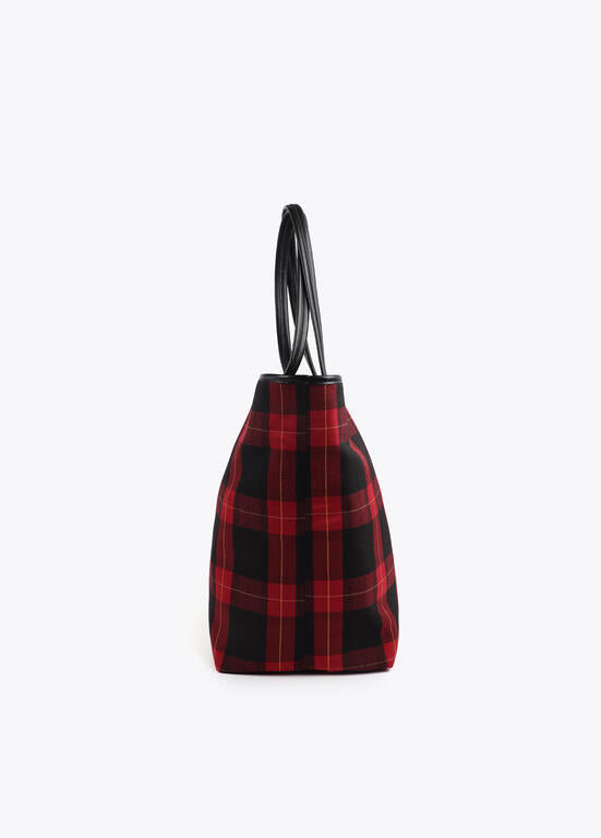 Bolso Lola Casademunt Shopper cuadros con parche escudo ROJO-NEGRO