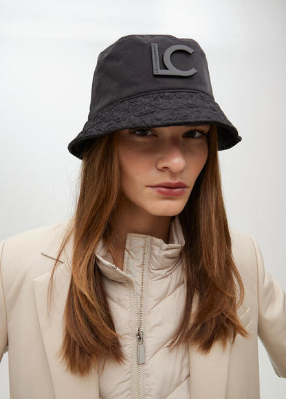 Sombrero Lola Casademunt tipo bucket logomanía Negro