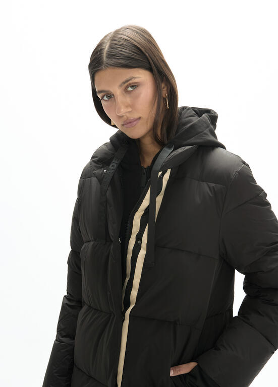 ANORAK LARGO CON CAPUCHA CIRCULAR NEGRO - LOLA CASADEMUNT