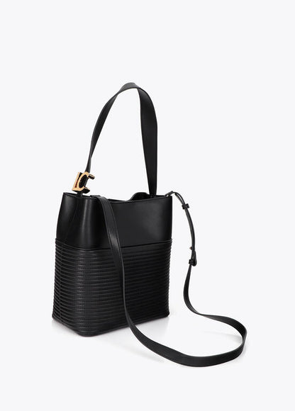 Bolso Lola Casademunt Shopper efecto piel rayas acolchadas y detalle bola metálica NEGRO