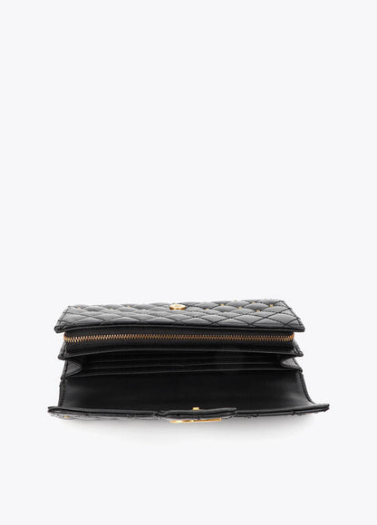 Billetero Lola Casademunt efecto piel acolchada con mini tachas NEGRO