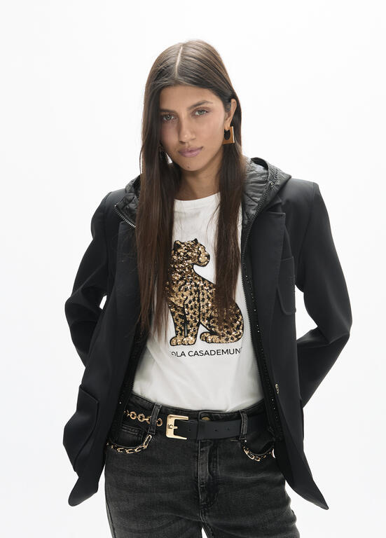 Camiseta Lola Casademunt cuello caja aberturas laterales y posicionado leopardo lentejuelas BLANCO
