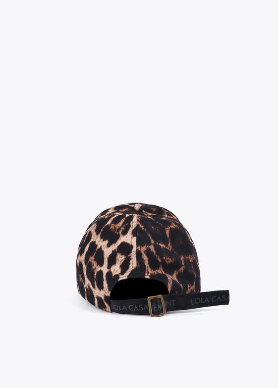 Gorra Lola Casademunt en leopardo con detalle lentejuelas