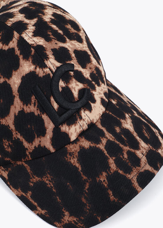 Gorra Lola Casademunt en leopardo con detalle lentejuelas