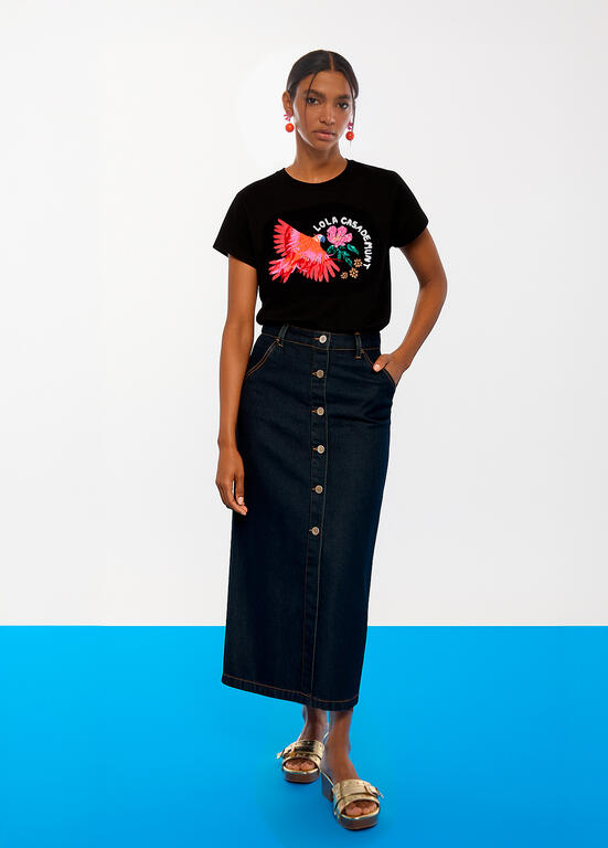 Camiseta Lola Casademunt loro con plumas negro